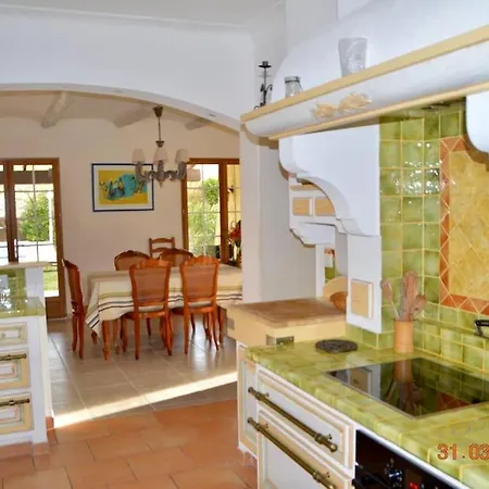 In Isle Sur La Sorgue Holiday home *